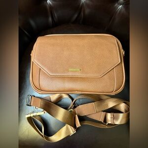 Mimi and Pal Harper large pump fanny pack